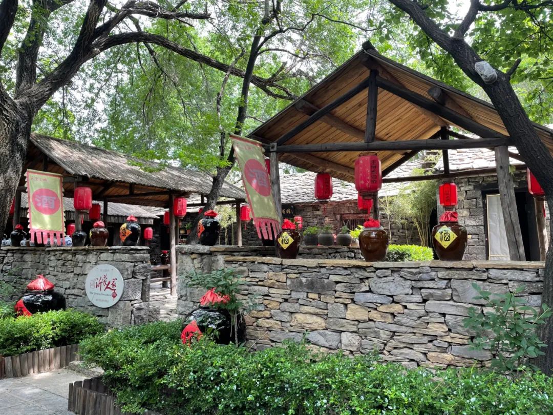 “神兽”归笼，九月临沂天上王城许你一个醉美秋天！