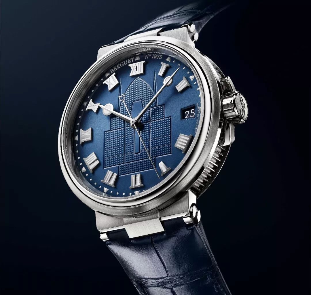 成功男士戴什么表,简约欧米茄商务腕表成熟男士