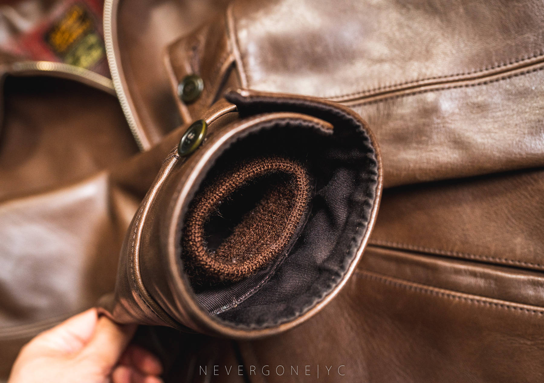 卖2万却不想让人买到的皮衣：AtLastCoLot.670马皮皮衣