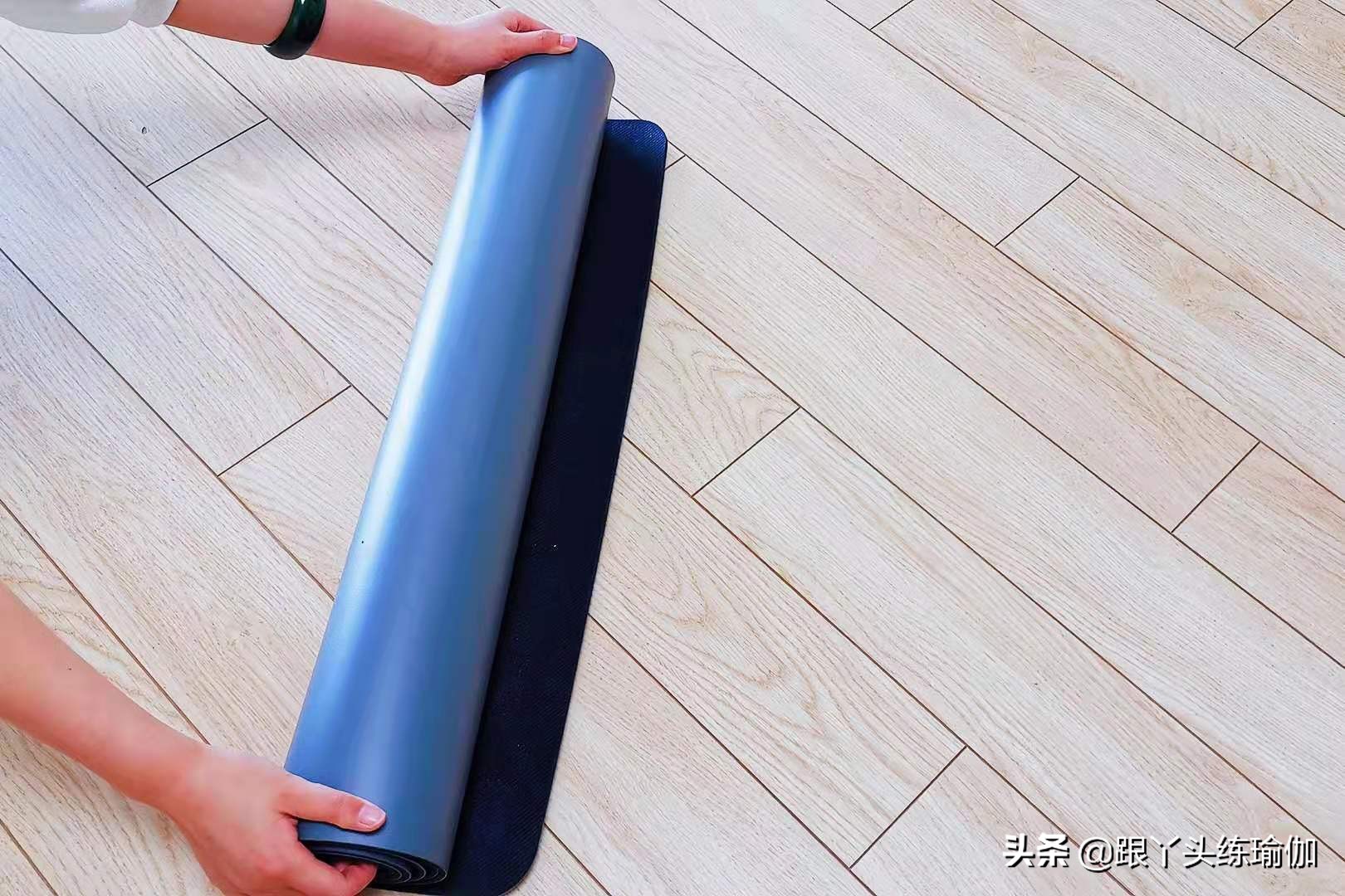 天然橡胶瑜伽垫清洗方法,橡胶瑜伽垫可以水洗吗