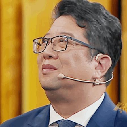 钟南山等她八年完婚,她等他一辈子回家,相爱可抵岁月漫长