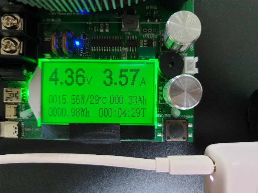 ​一见倾心！UIBI柚比“小冰块”迷你PD快速充电套装体验