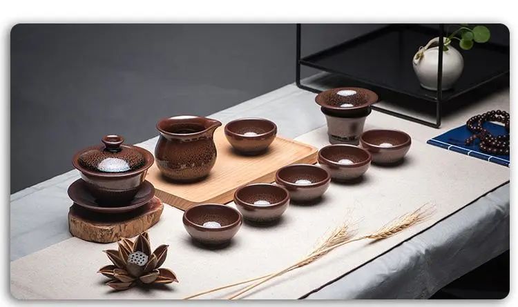 建盏和瓷器哪个适合喝茶,建盏喝茶味道感觉怪怪的