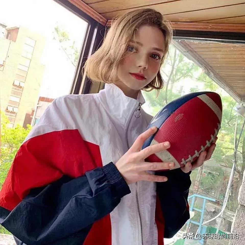 少女感炸裂的欧气Chloe，为什么能得到全世界的宠爱