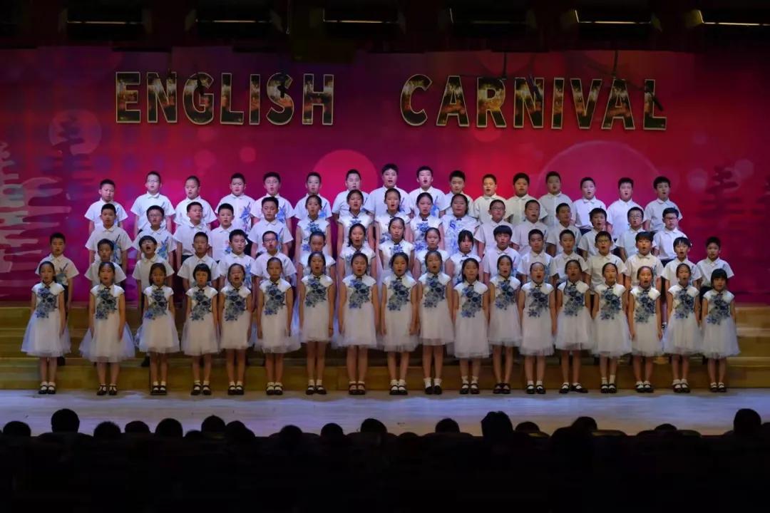 左手国学，右手英语，中杉学校真不一般