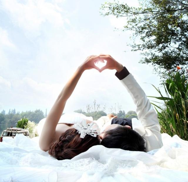 嫁给大叔好还是同龄人男生好,女人该不该选择大叔型的男人