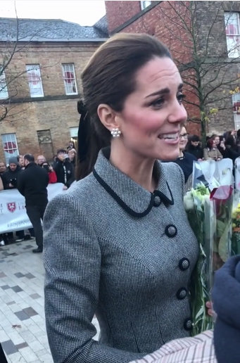 女人到中年为什么发胖,女人到中年为何容易发福