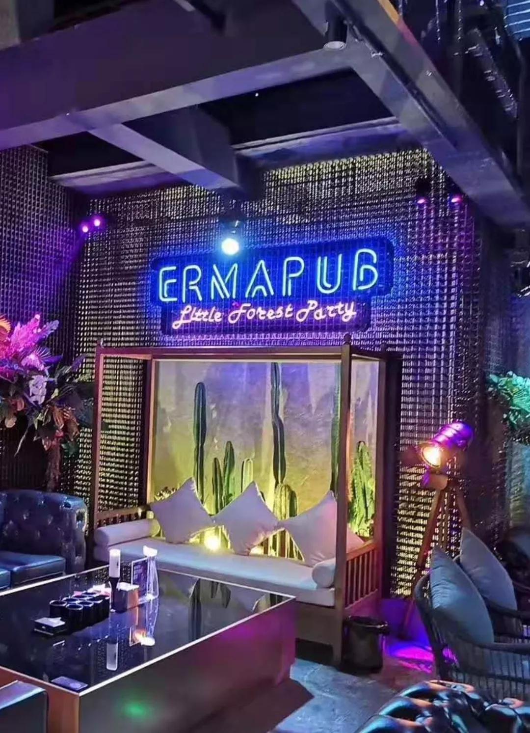 成都网红小酒馆凭什么火爆出圈,成都最火小酒馆