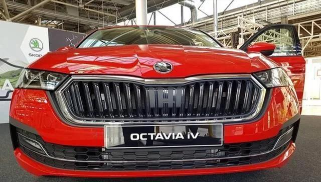 斯柯达明锐新车到店,最新斯柯达明锐1.4t顶配