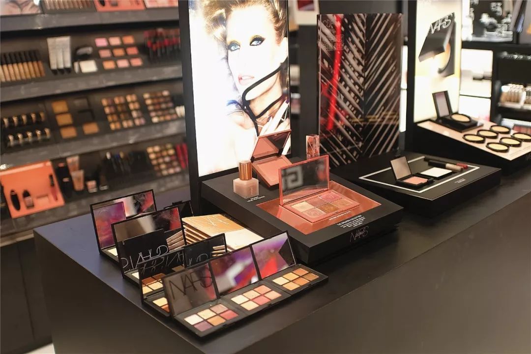 上海浦东日上免税店在候机室吗,浦东机场卫星厅免税店位置