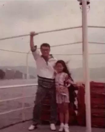 又一个被港媒骂臭的“渣女”，真是可怕！