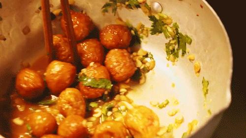 「卤林少堂主」2岁生日“虎”出新招,新品5元吃