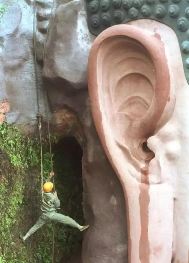 乐山大佛是因为洪水修建的吗,乐山大佛脚被水淹没奇观出现