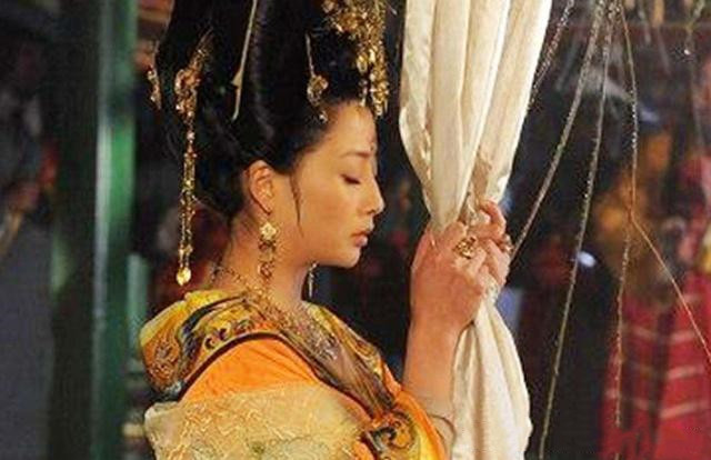 历史上杨玉环是唐玄宗的儿媳妇,唐玄宗为什么把杨玉环立为贵妃