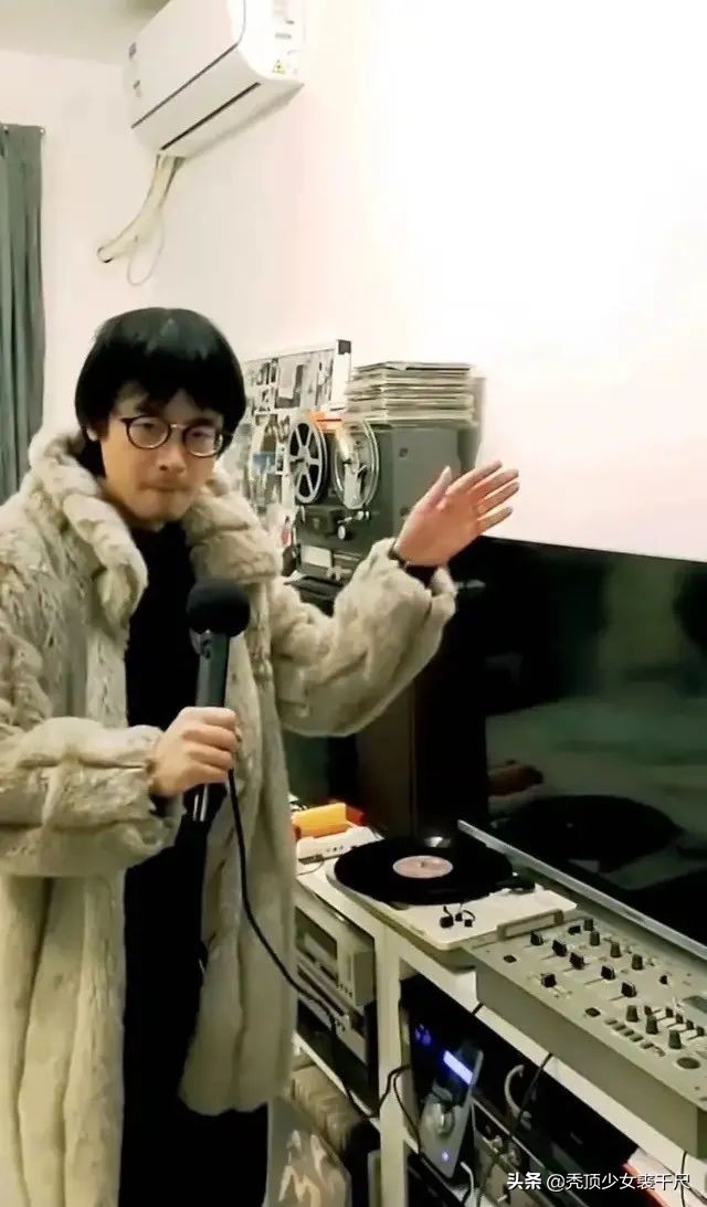 从不食人间烟火到沾染了烟火气,从不食人间烟火到现在理智冷静