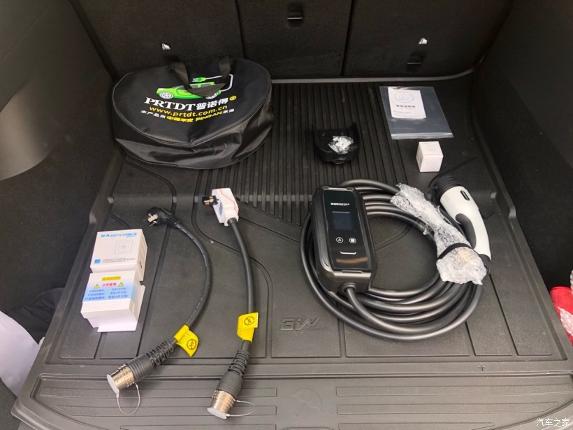 特斯拉官方充电桩怎么选,特斯拉modely用普诺得还是挚达