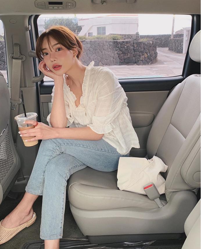 新中式上衣都能搭配什么下装,适合搭配的3款潮流上衣