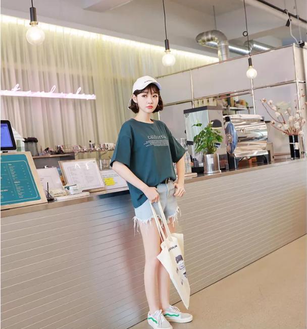 新款韩版印花宽松纯棉女t恤,夏季新款大码女装印花t恤