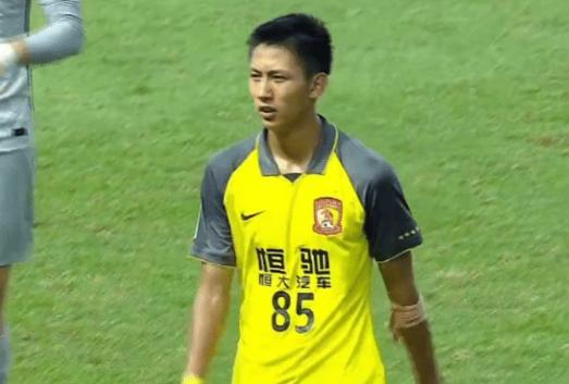 愤怒，亚冠中国球队0-5遭吊打，对手有6名是U23球员