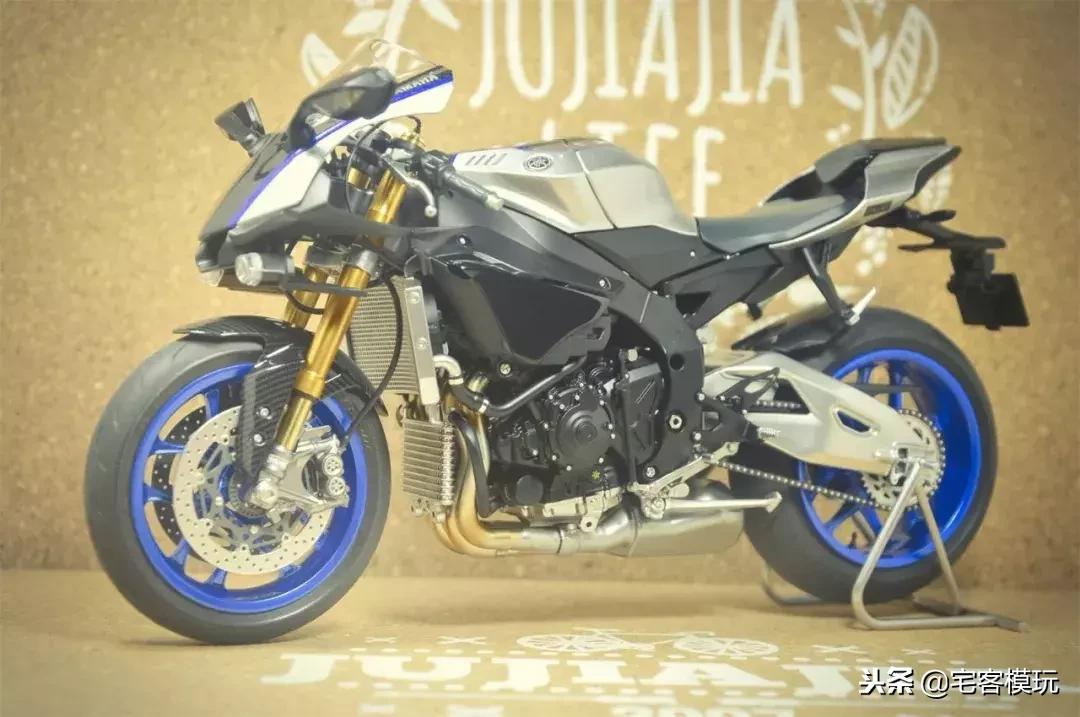 模型制作范例：田宫1:12雅马哈YZF-R1M,14133制作过程