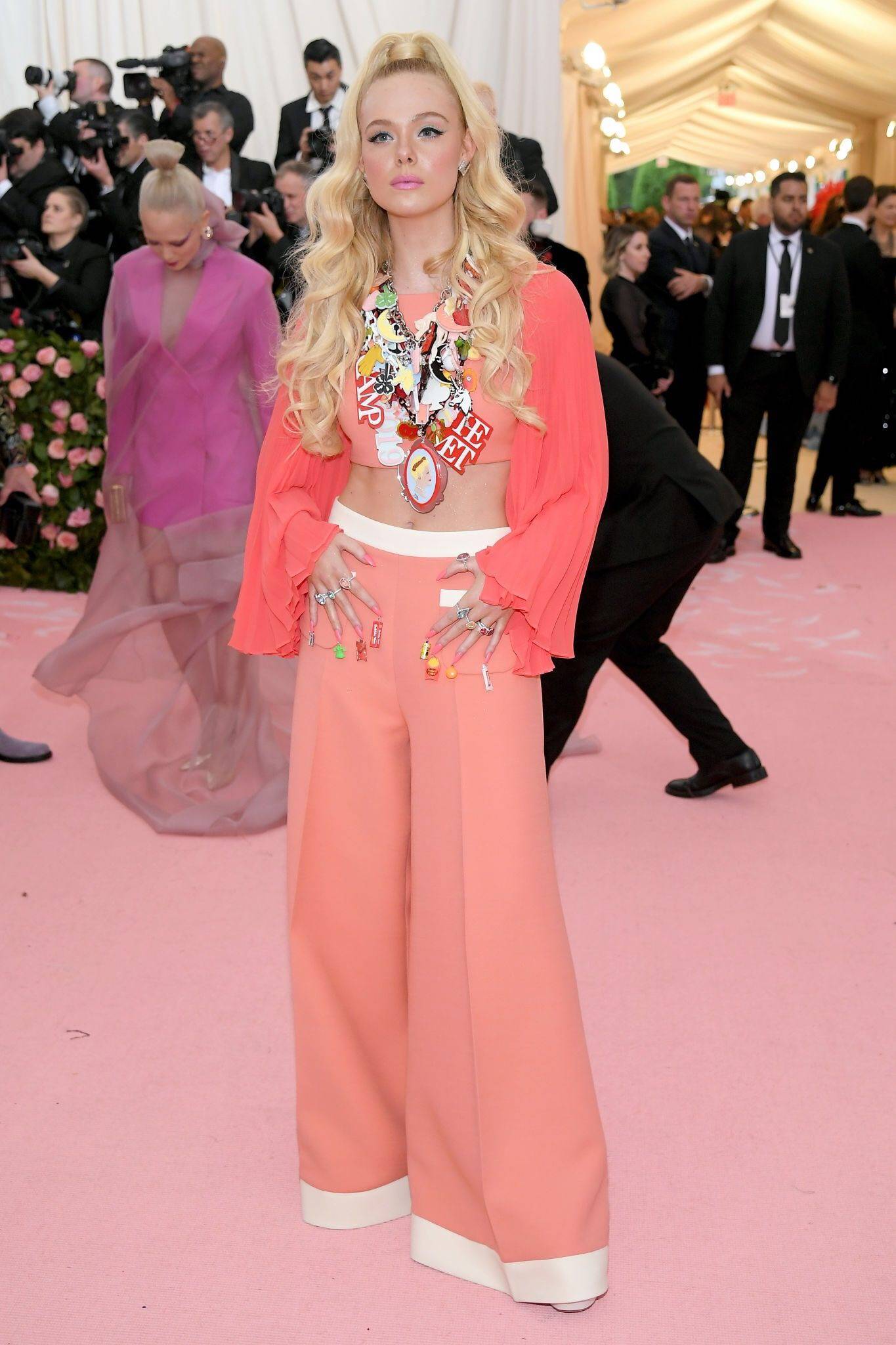 100张超级好看的照片,metgala20个最佳造型