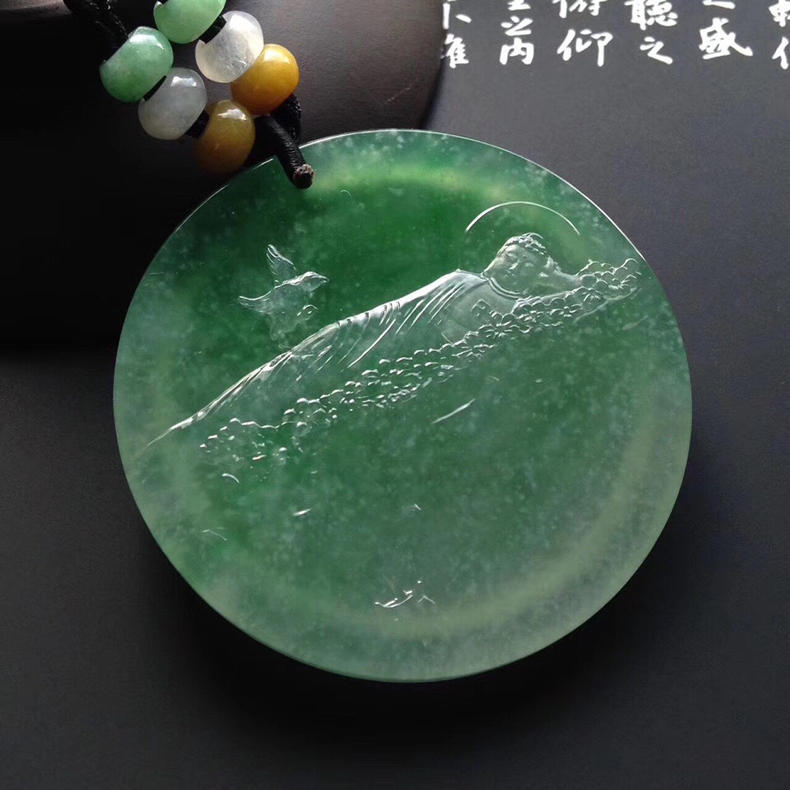 冰种翡翠到底是什么,真正的冰种翡翠原来是这样的