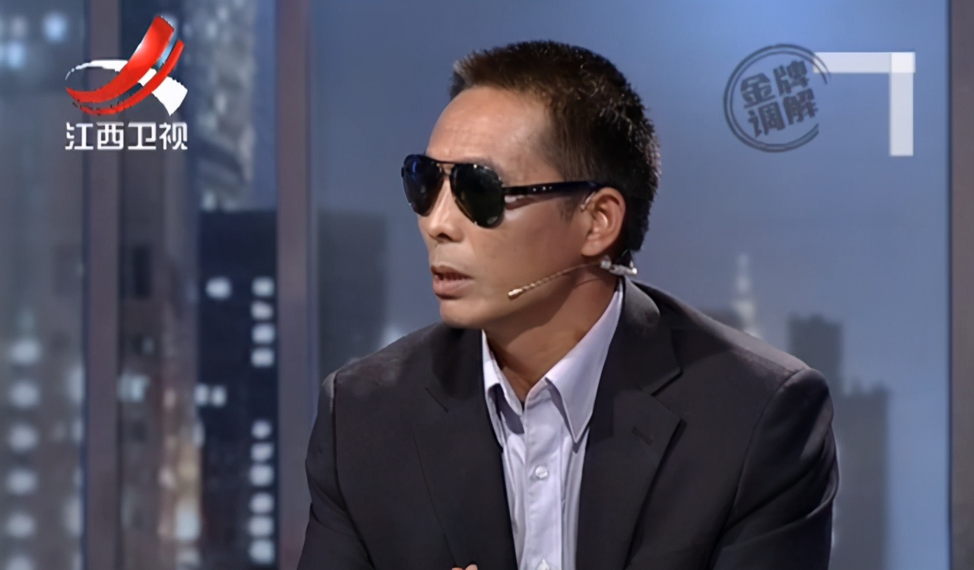 丈夫沉迷网聊妻子,丈夫沉迷于网聊