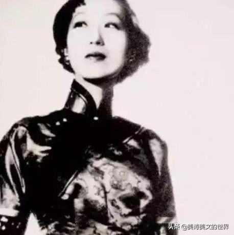 张爱玲经典爱情诗句,张爱玲完整爱情句子