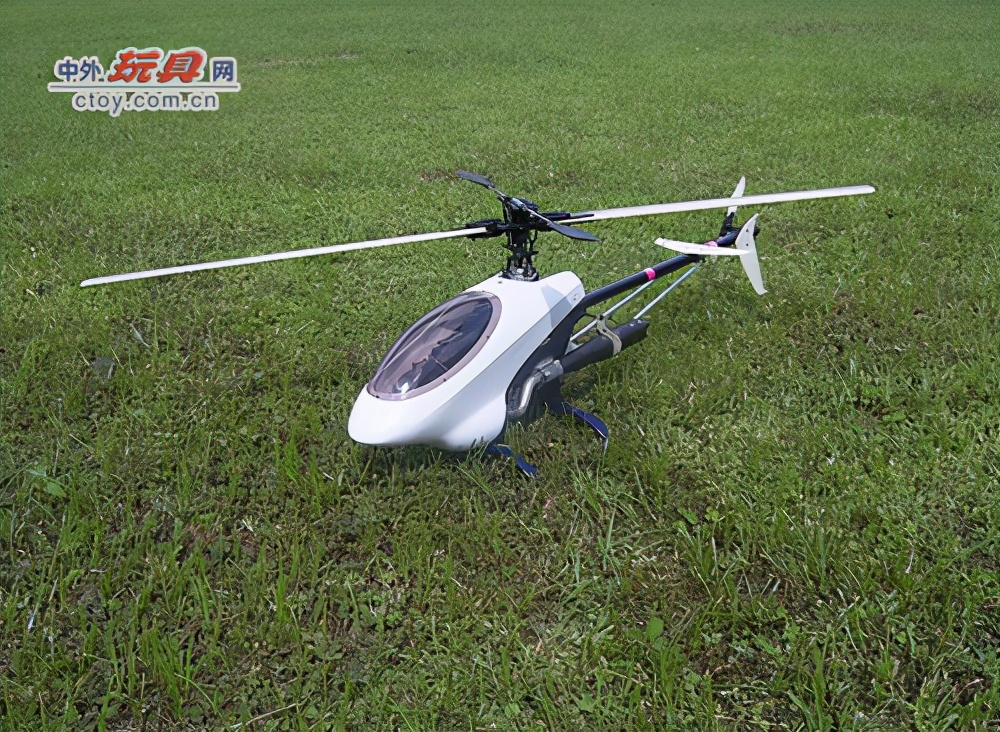 遥控直升机航模开箱,遥控直升机和航模哪个好