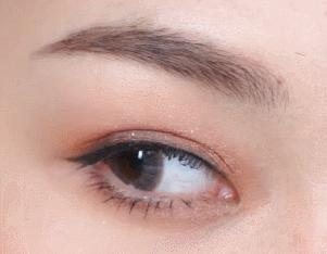 四色眼影盘怎么画眼影,新手眼影怎么画真的简单又好看