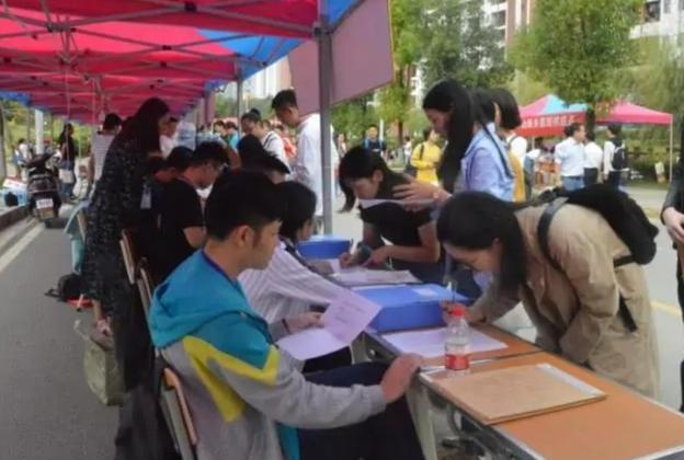 大学录取通知书丢了怎么补救,录取通知书丢了还可以上大学吗