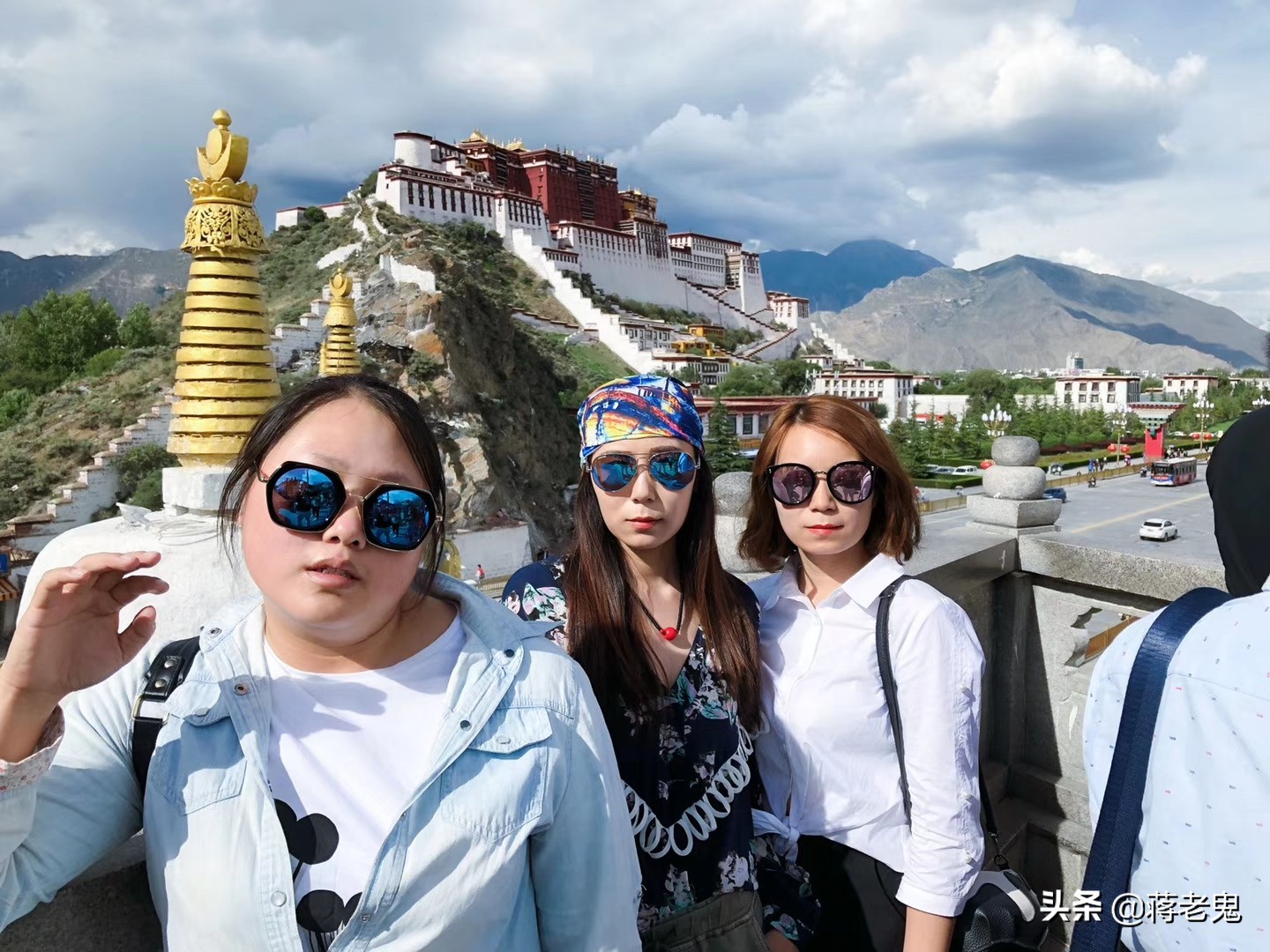 带着老婆，老婆闺蜜，大姨子和小姨子一起单车*藏西**自驾游（六）