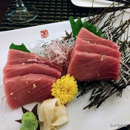 蓝鳍金枪鱼拍出天价,天价蓝鳍金枪鱼切割全过程