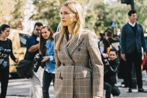 秋冬大衣廓形怎么选择好看,大衣买对版型才是时髦的关键