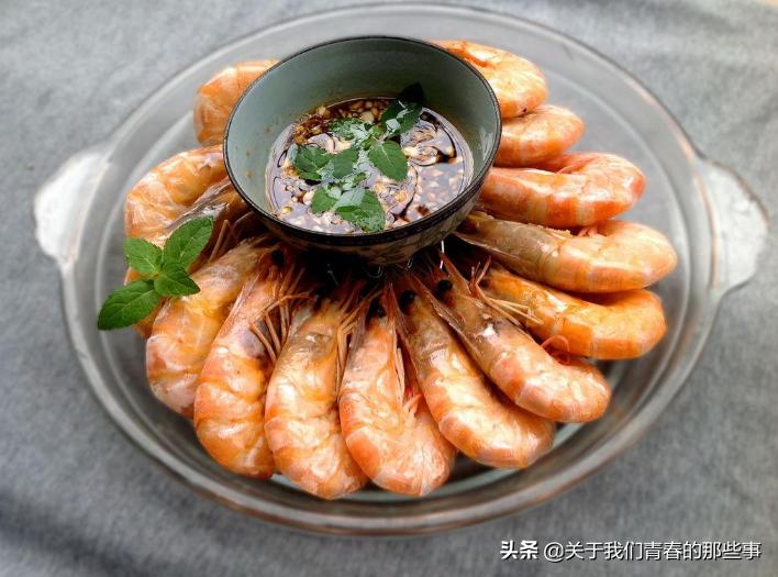 煮虾冷水下锅还是喷水,煮虾冷水煮还是热水煮