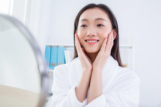 眼周围有脂肪粒怎么护肤最好呢,怎么去眼周脂肪粒最有效的方法