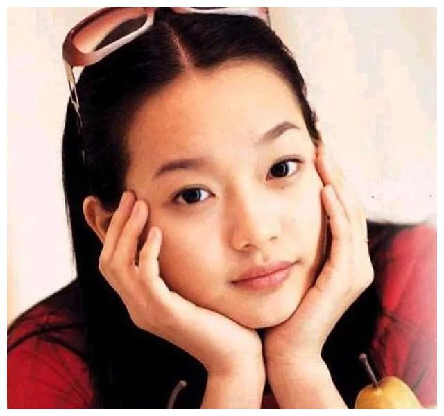 不愧是韩剧一姐，申敏儿《海岸村》爱马仕包、卡地亚、RV轮着晒