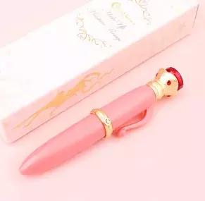 美少女战士联名彩妆，代表月亮来圈钱啦