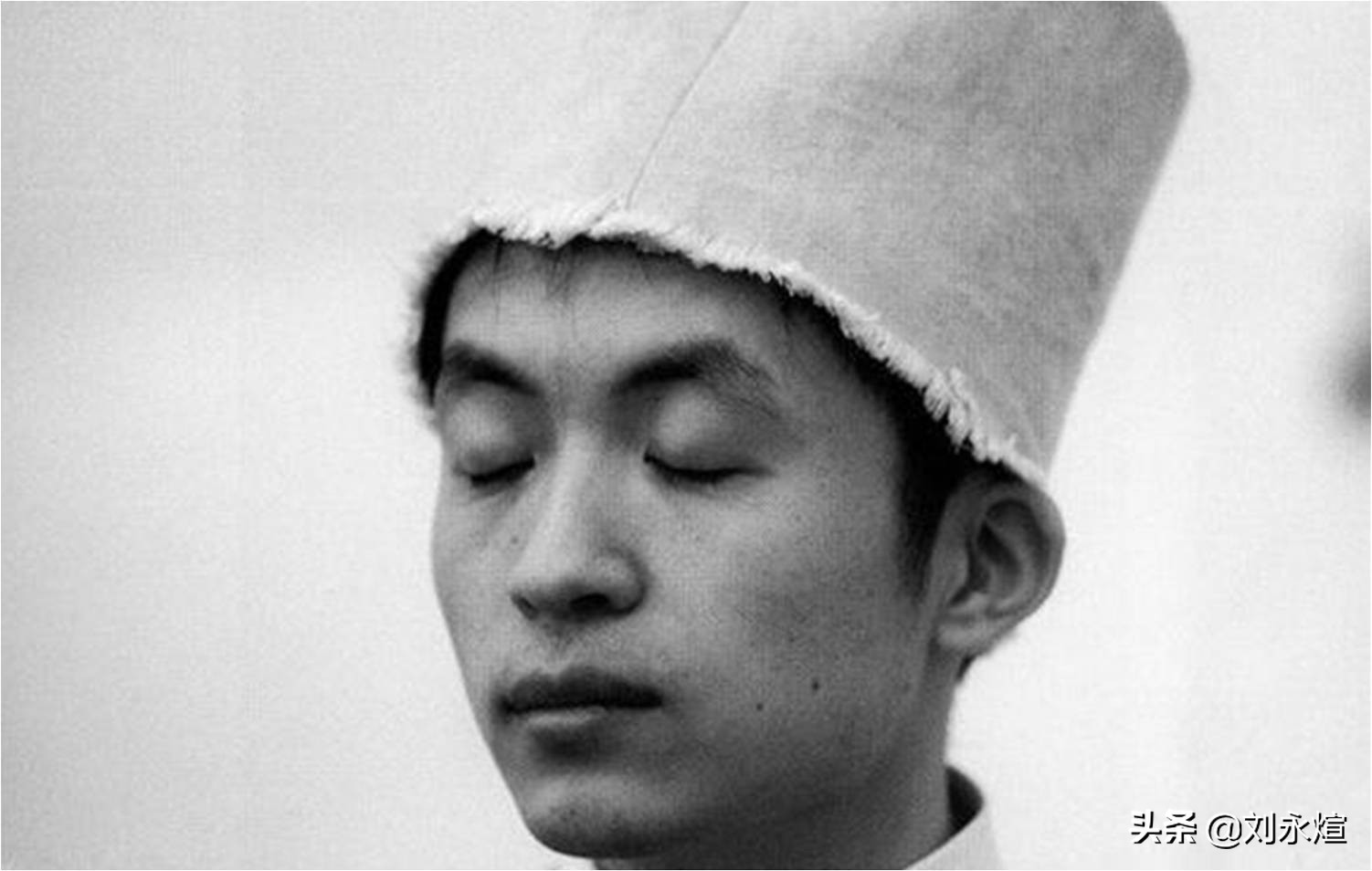 天才，诗人，暴君，与顾城