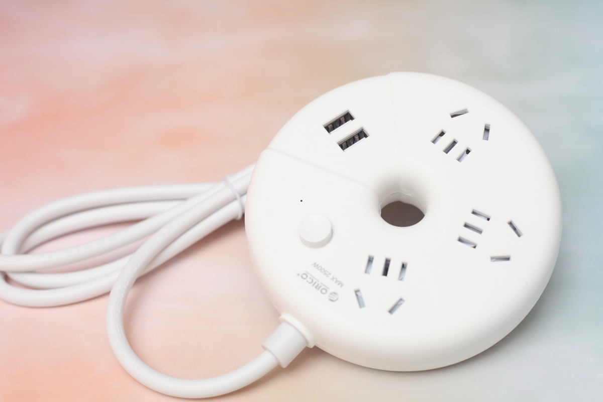 支持无线充电的手机套装,可以让我手机自动充电的软件