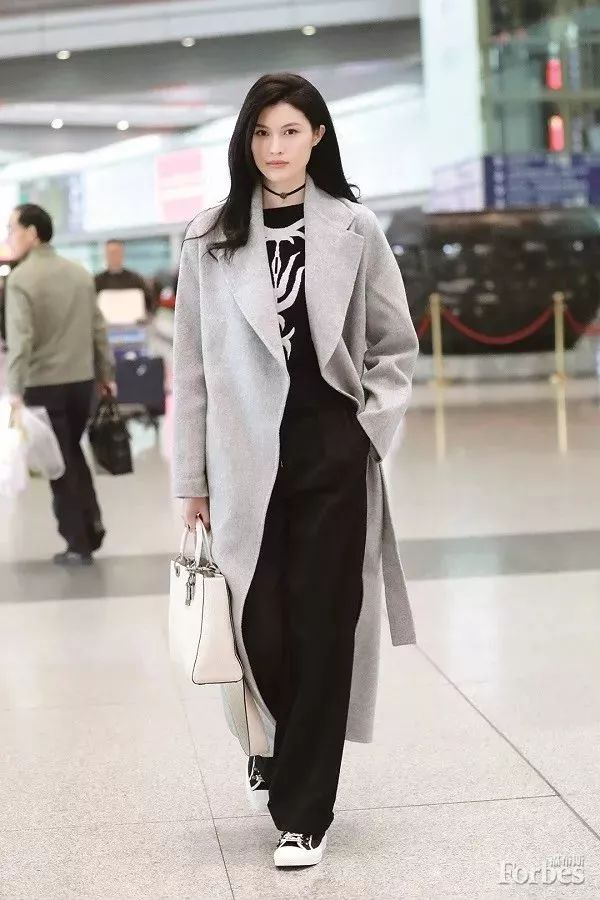 刘雯2020全球超模收入榜排第几,2018年最赚钱模特刘雯