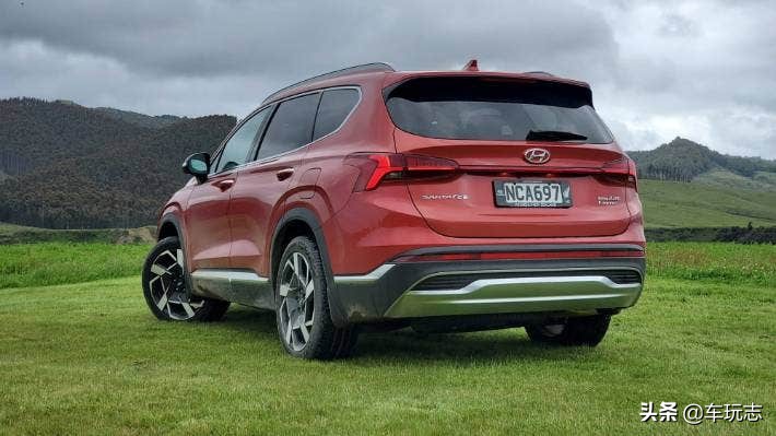 雪佛兰巡领者起亚索兰托圣达菲,现代圣达菲跟起亚索兰托哪个好