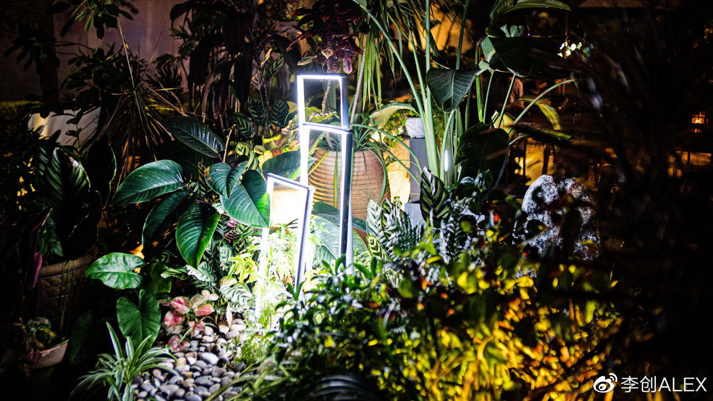 七工匠50mmf1.8镜头与55mmf1.05的区别,不到三千的旗舰机