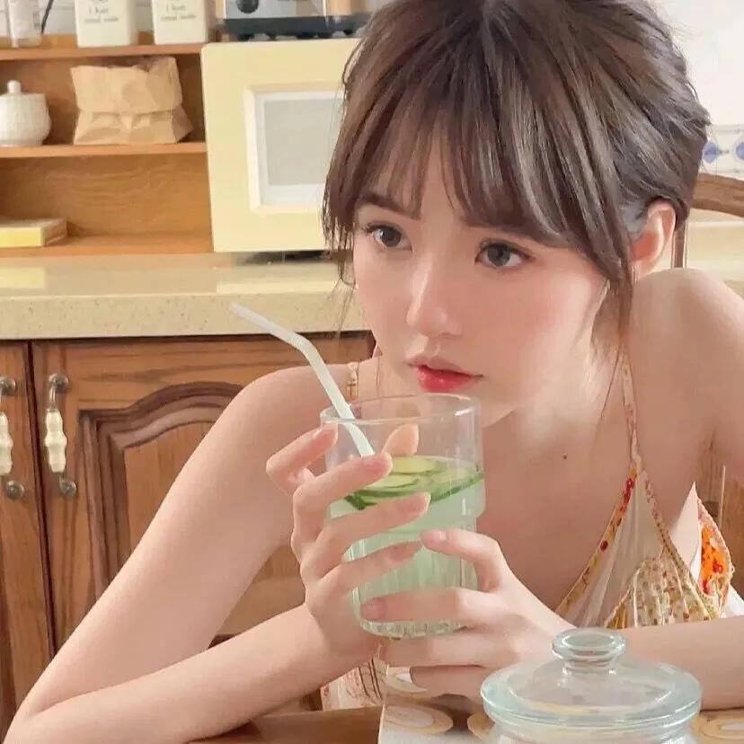 一谈恋爱就焦虑粘人,如何破解恋爱焦虑?