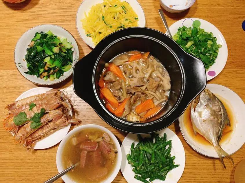 女明星生完孩子身材,为什么明星生完娃身材不变