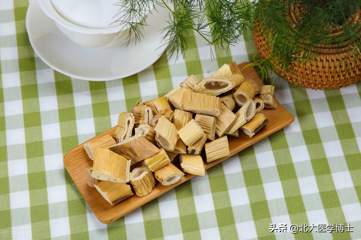 月经量少六味地黄丸七物汤,月经量少吃六味地黄丸多久