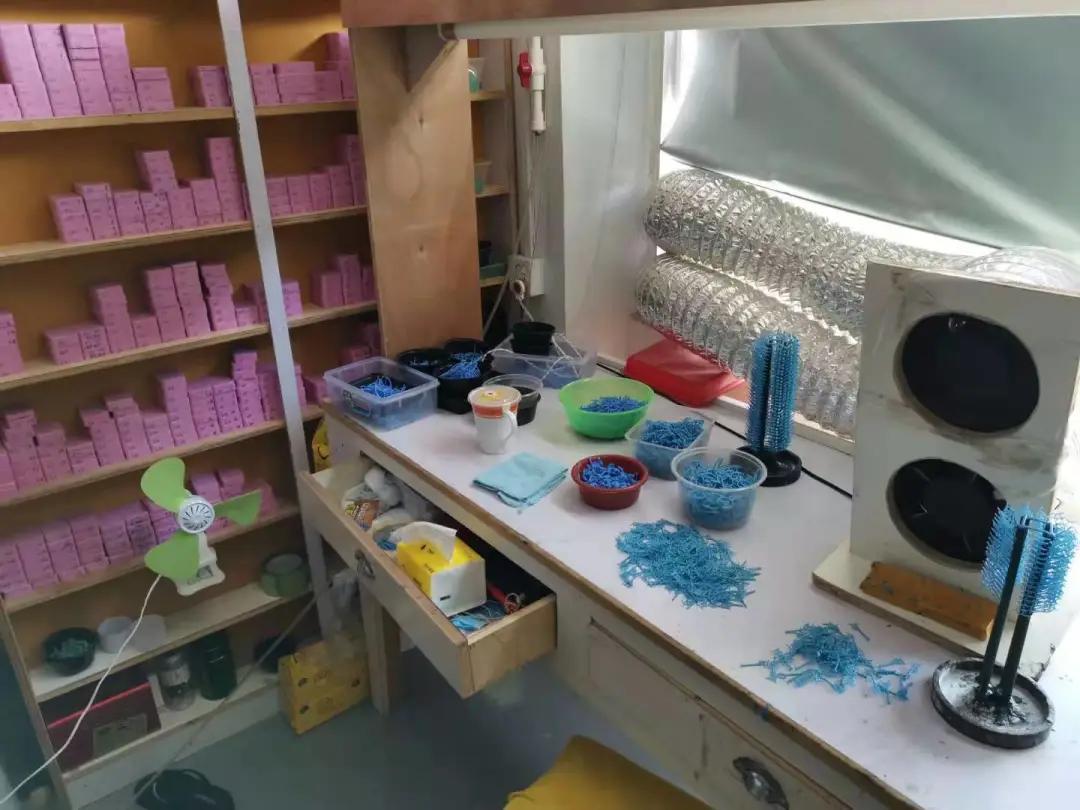 闲鱼上的名牌首饰,闲鱼上闪闪动人的名牌首饰