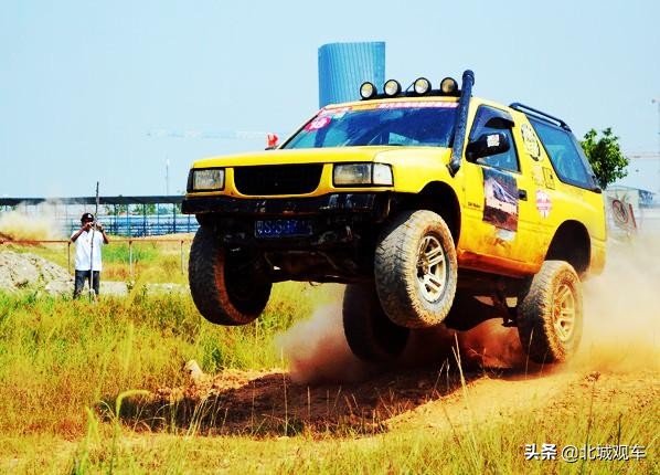 以前的陆风越野轿车是多长,越野王者现状