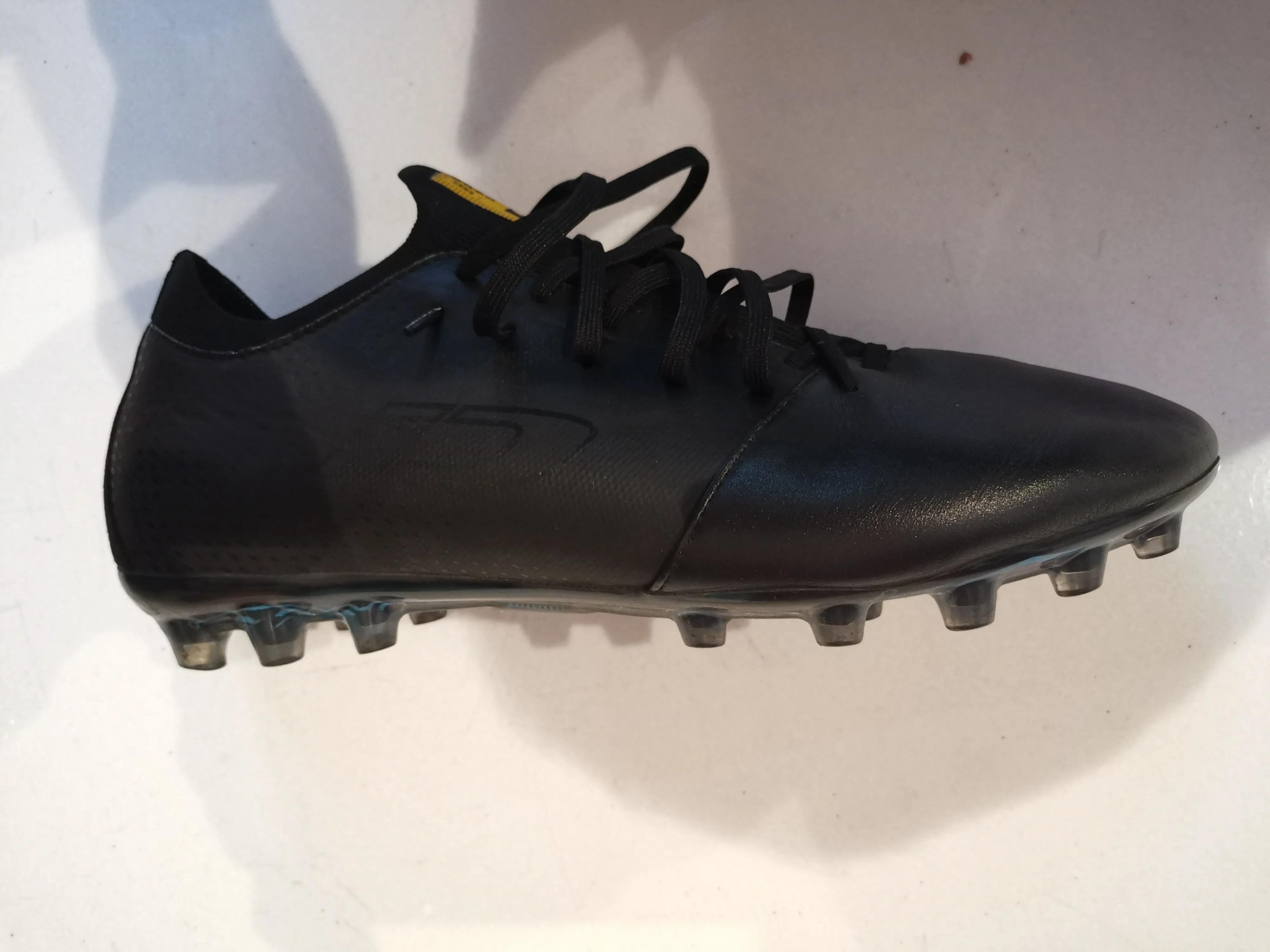 idraw足球鞋测评,支持国货跑步鞋