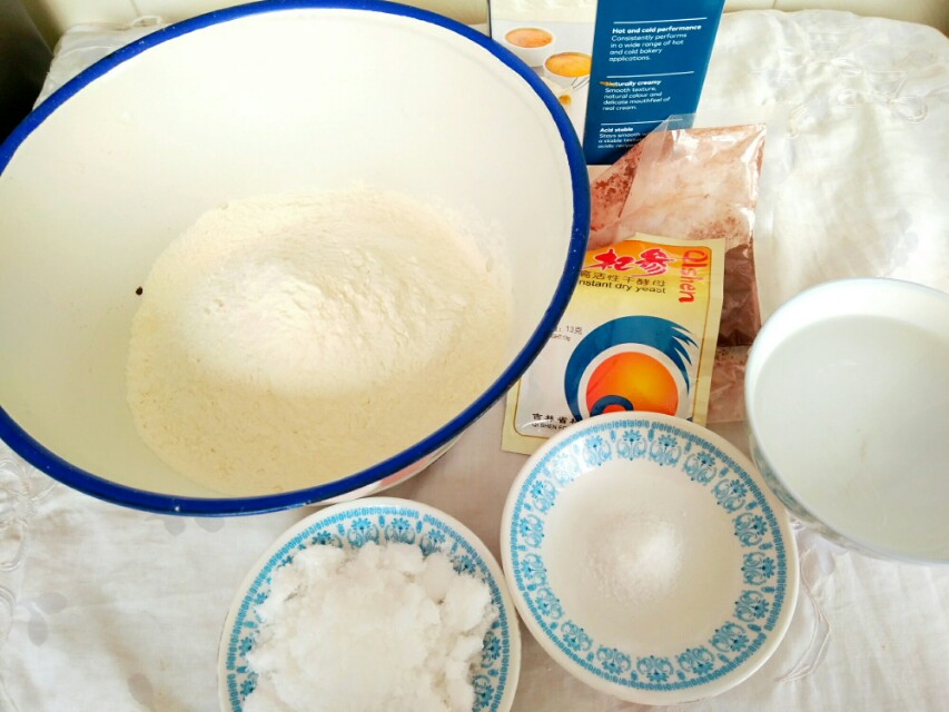 淡奶油用不完怎么办,用不完的淡奶油怎么弄